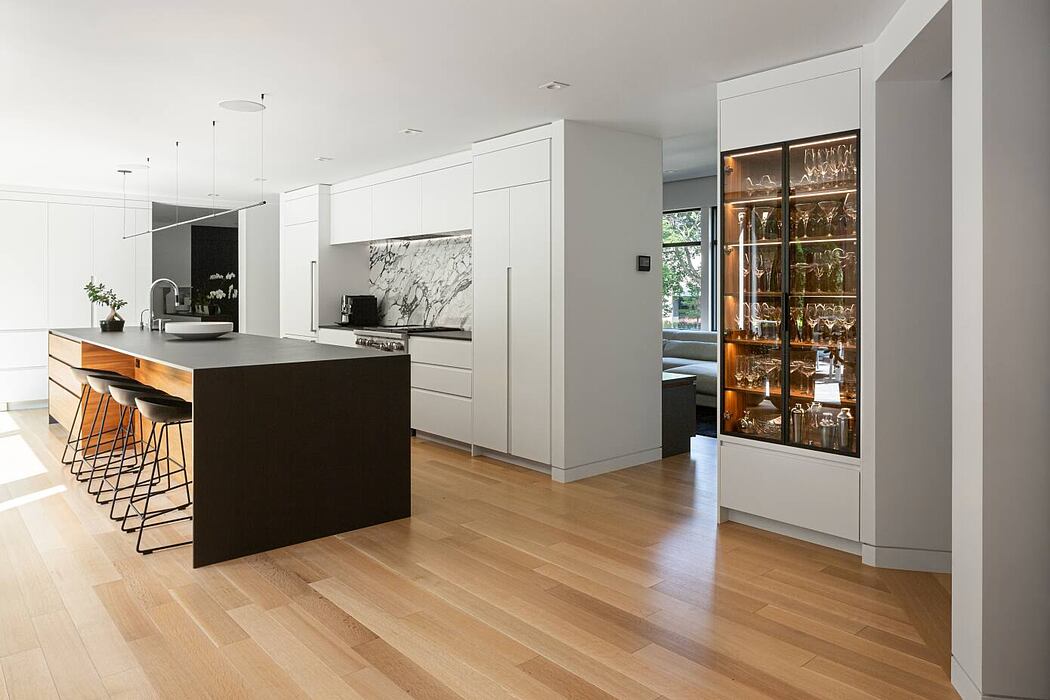 Mont-Royal Residence by MU Architecture - 6