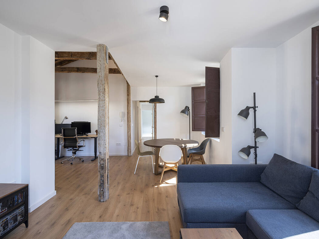 Home Renovation in a Cathedral by CMYK Arquitectos - 5