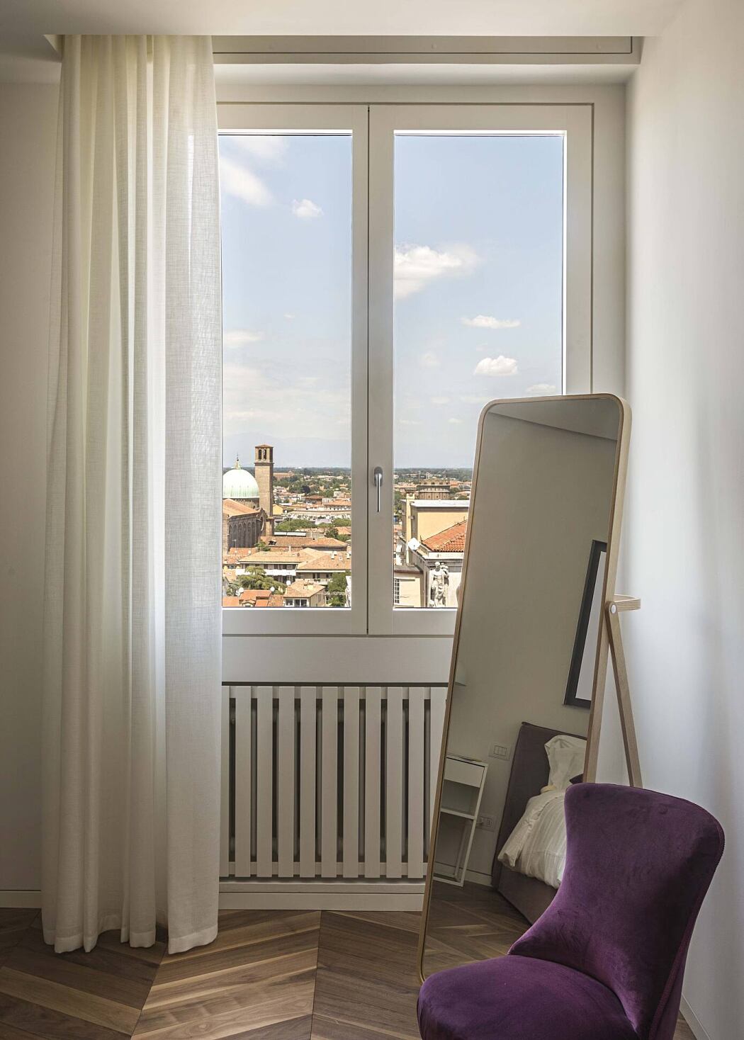 Sopra La Citta’ by Roberto Sarda - 8