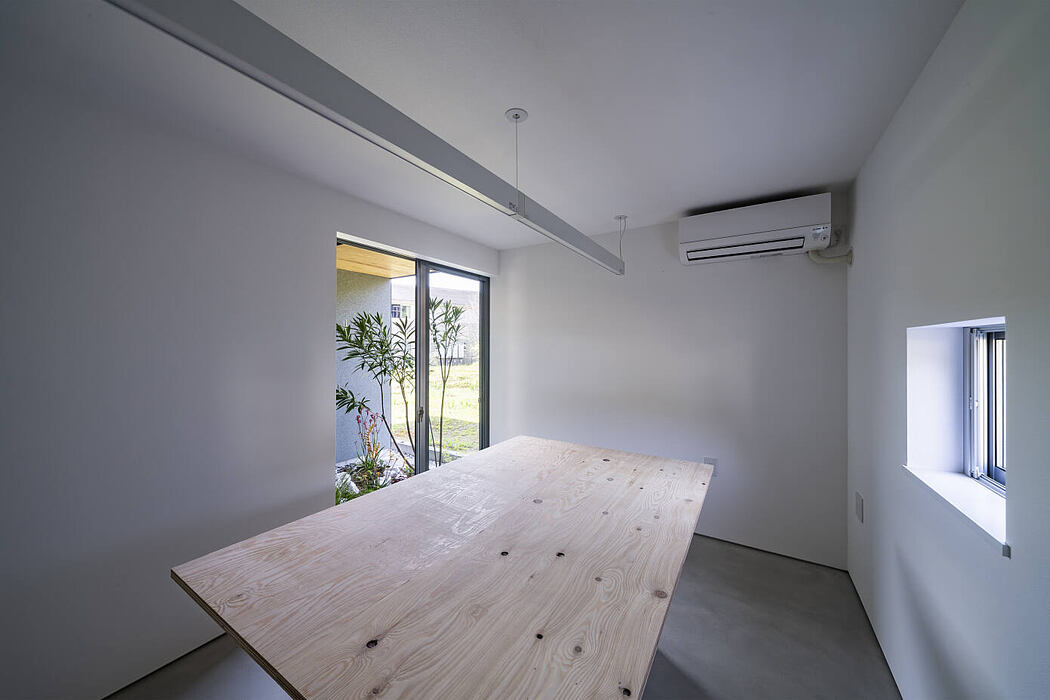 U2 by Kiriko Design Office - 4