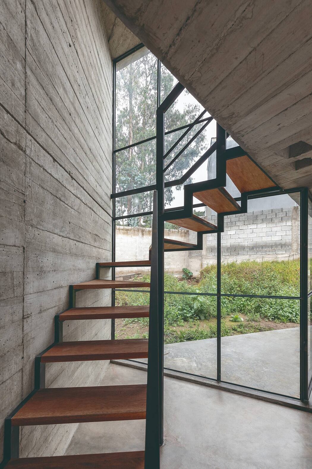 Muta House by Emilio Lopez - 6