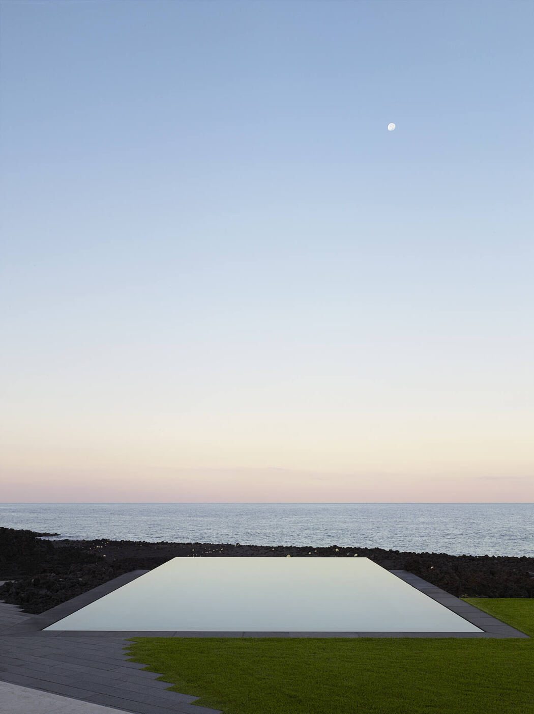 Huinawai Retreat by Walker Warner Architects - 12
