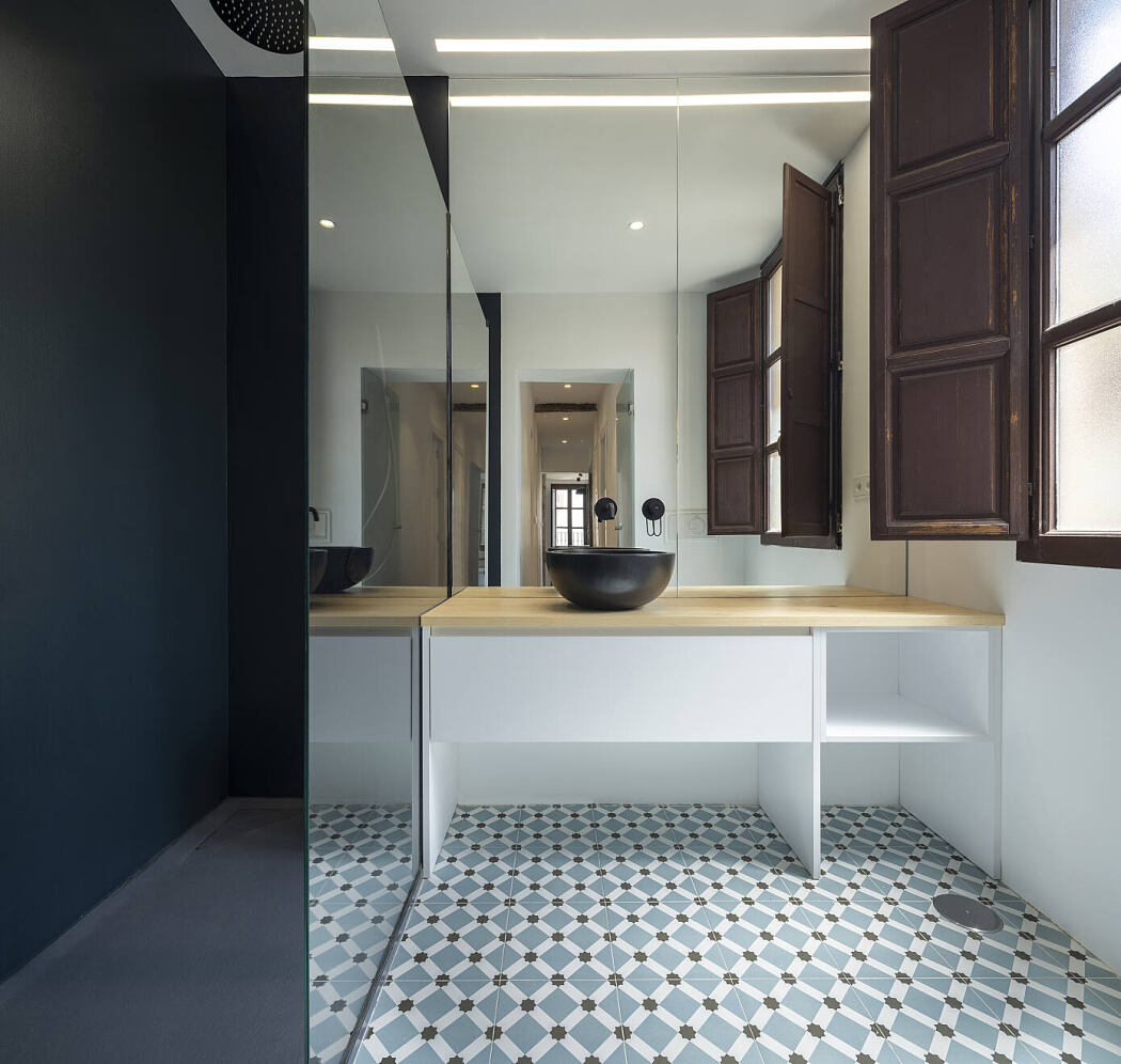 Home Renovation in a Cathedral by CMYK Arquitectos - 9