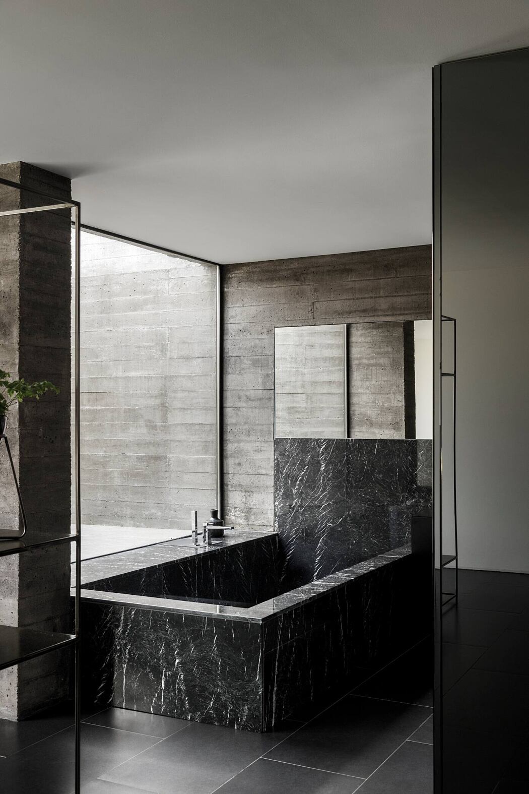 Cork Oak House by Hugo Pereira Arquitetos - 13