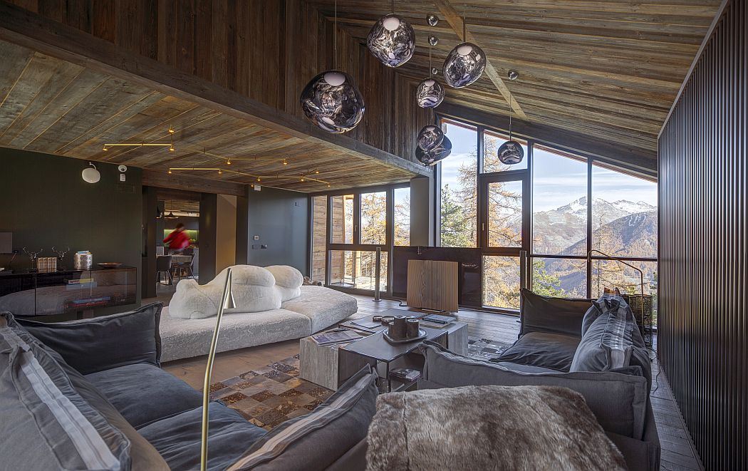 Andromeda / Moontain House by Building - 3