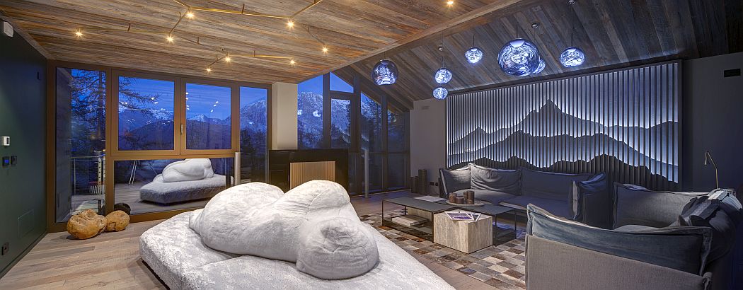 Andromeda / Moontain House by Building - 8