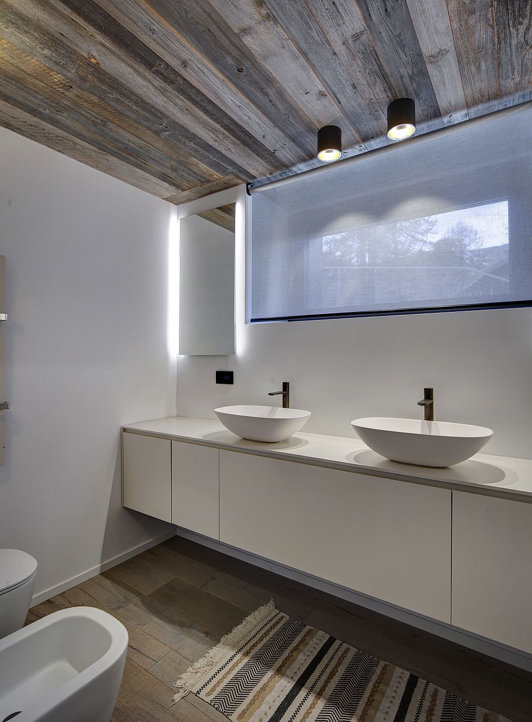 Andromeda / Moontain House by Building - 18