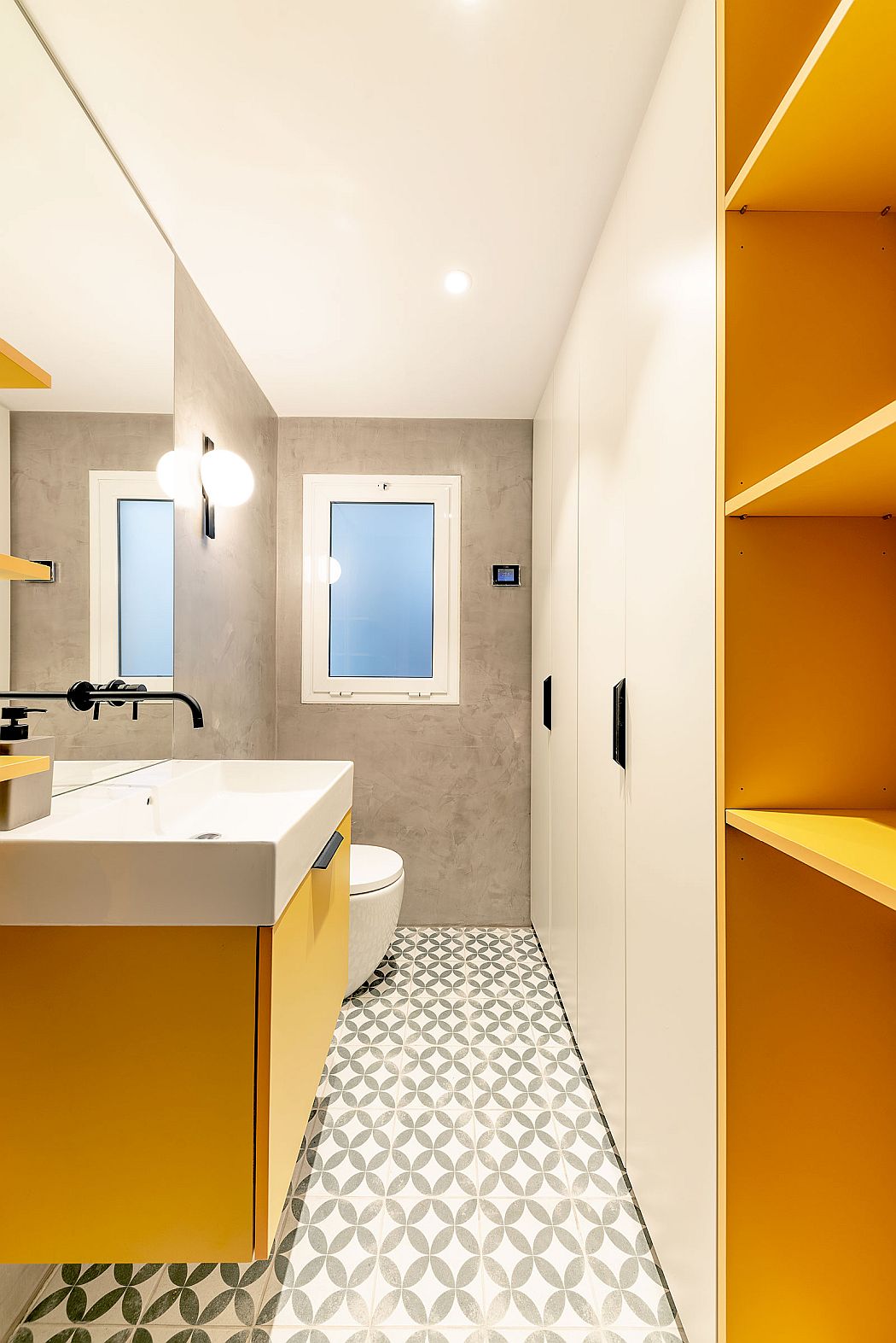 DT Penthouse Renovation by FFWD Arquitectes - 9