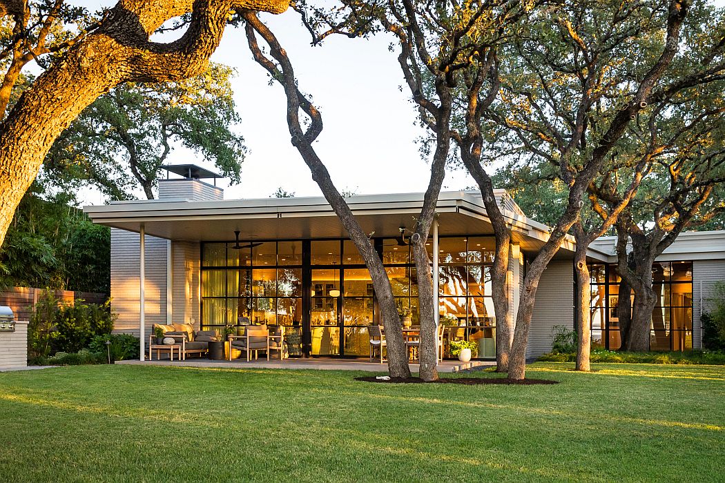 Ridge Oak Residence by Clayton Korte - 3