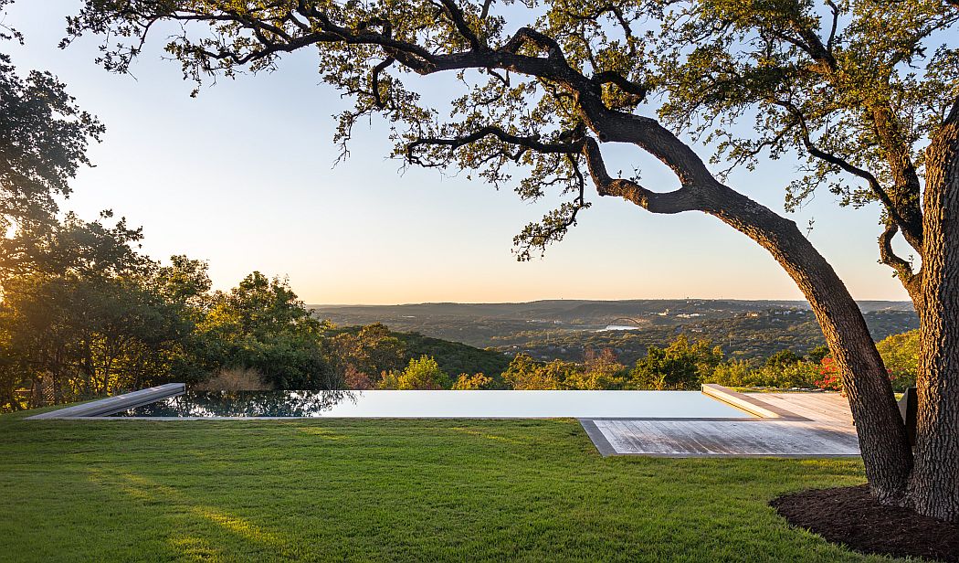 Ridge Oak Residence by Clayton Korte - 13