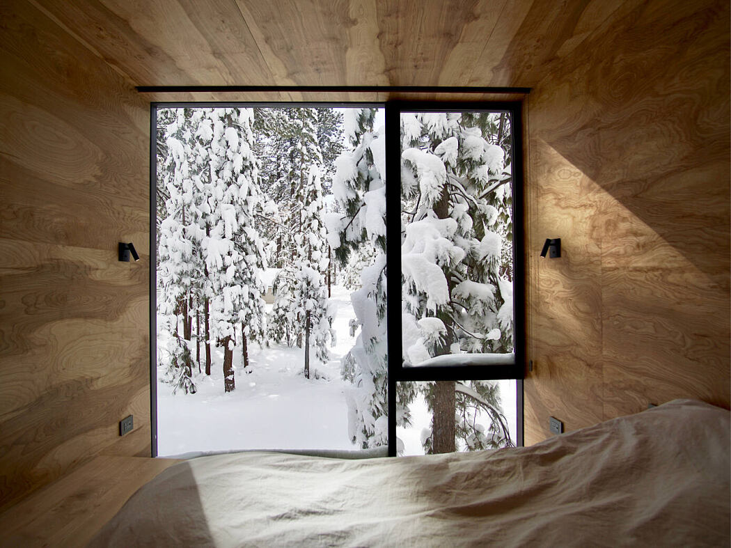 Lightus Retreat by Joongwon Architects - 7