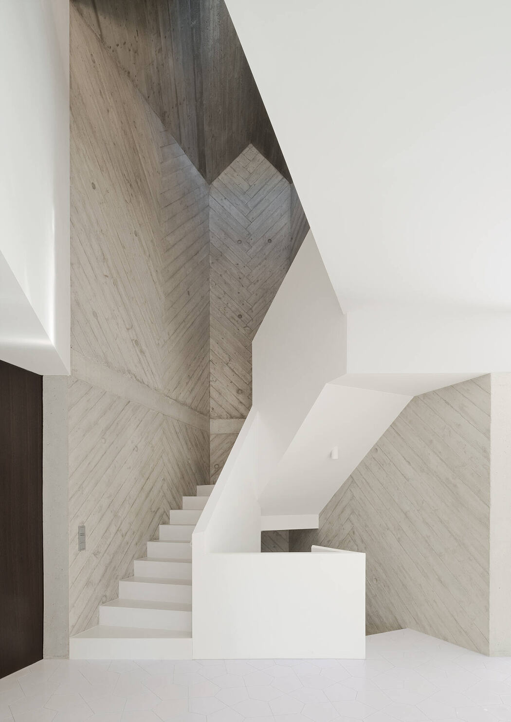 Villa L by Pool Leber Architekten - 4