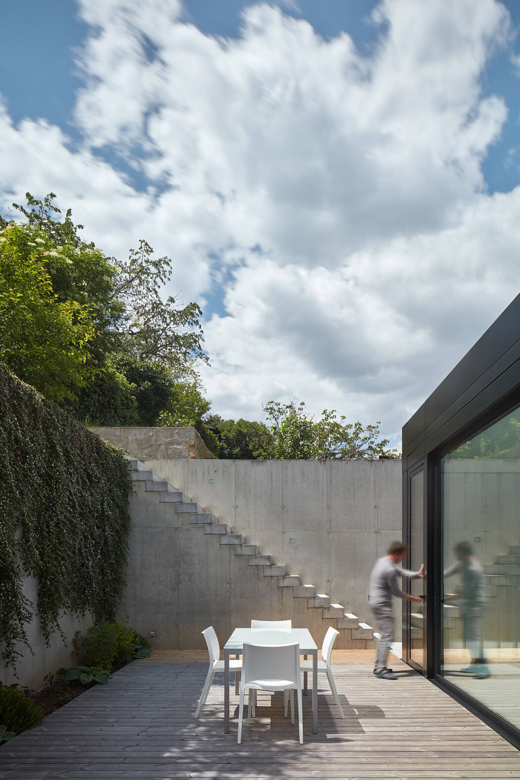 Family House in the River Valley by Kuba & Pilař architekti - 10