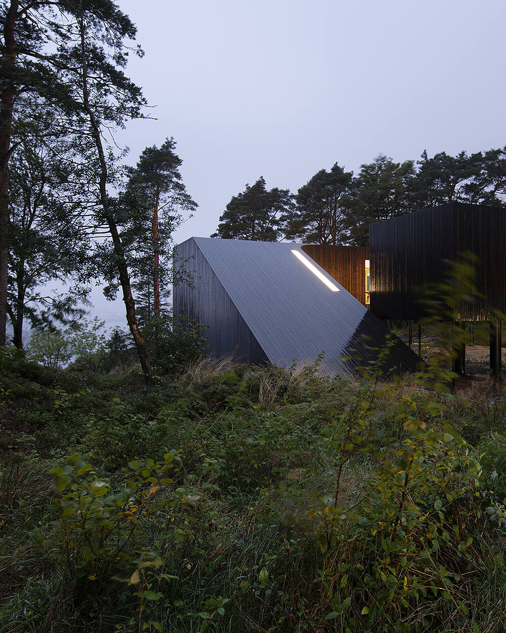 Villa Grieg by Saunders Architecture - 10