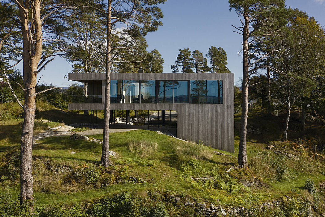Villa Grieg by Saunders Architecture - 9