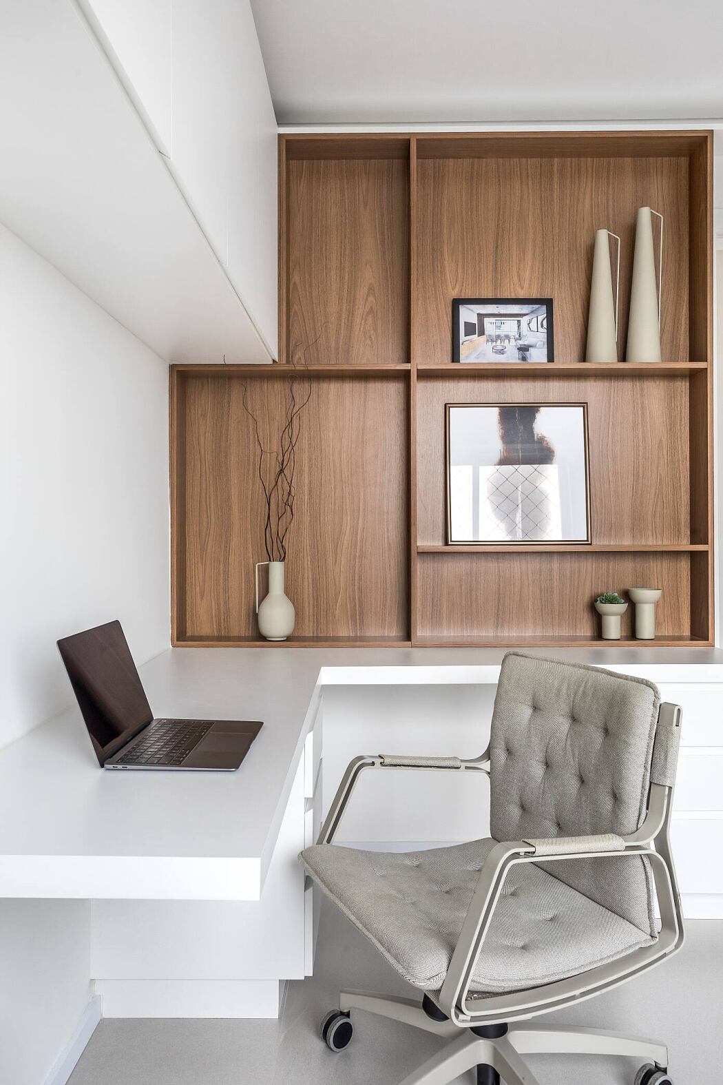 Retorno Apartment by Leonardo Tulli - 6