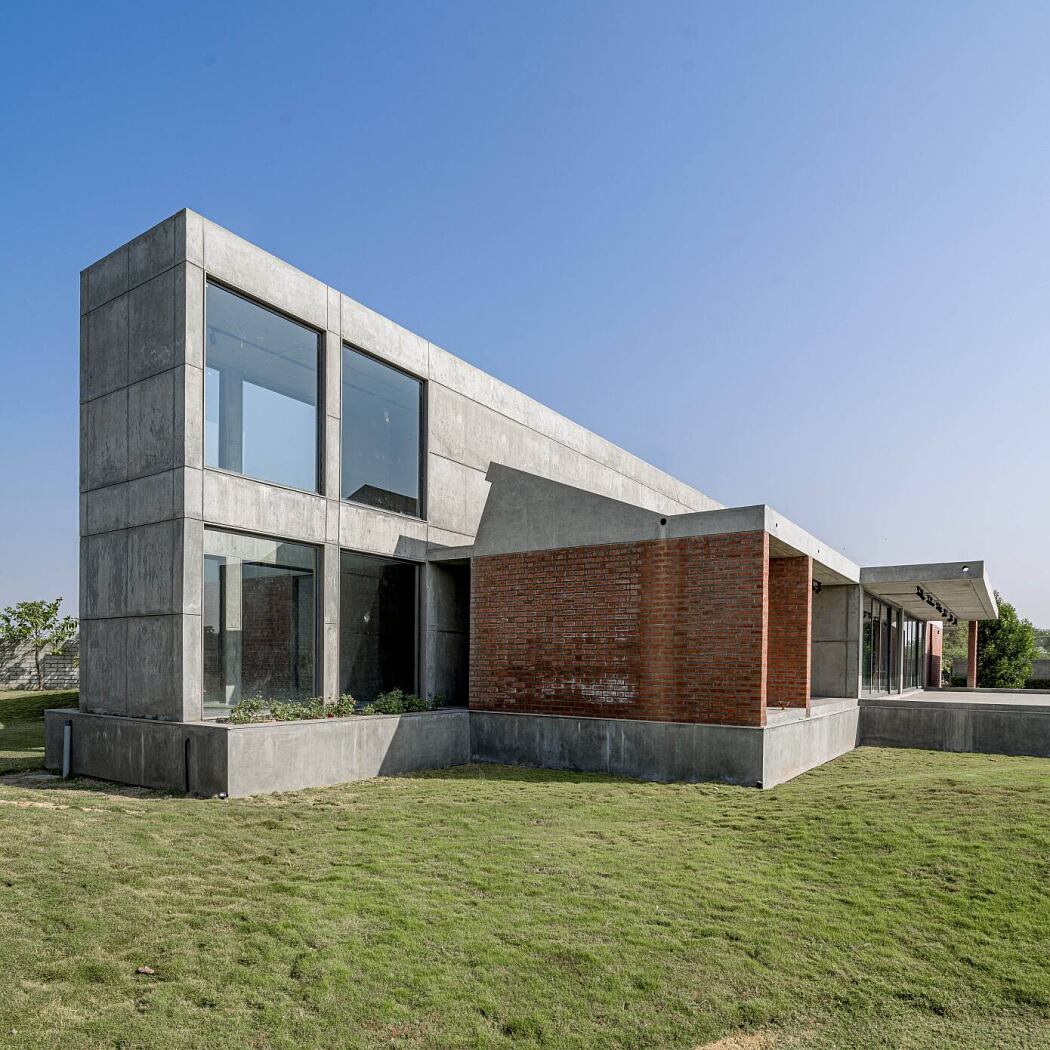 Two Bay House by Misa Architects - 2