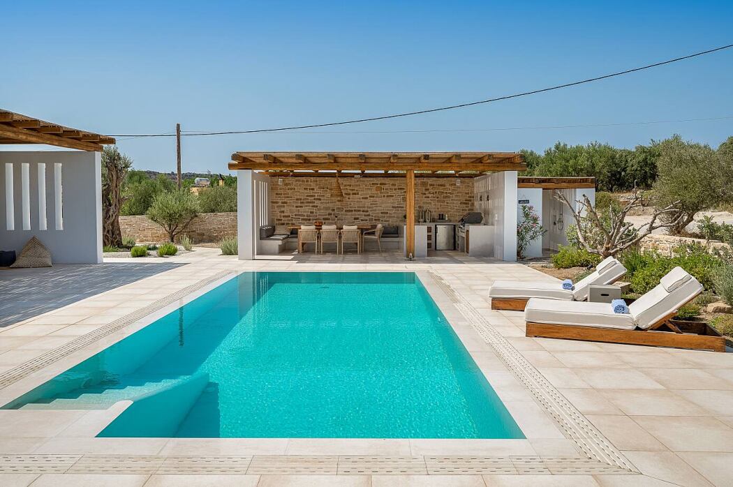 Villa Chelona by Arch2crete Architects - 14