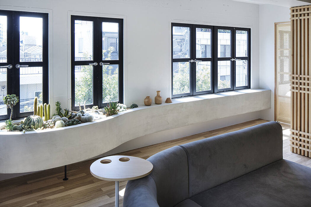 Dappled House 4F / Private Lounge by DDAA - 7