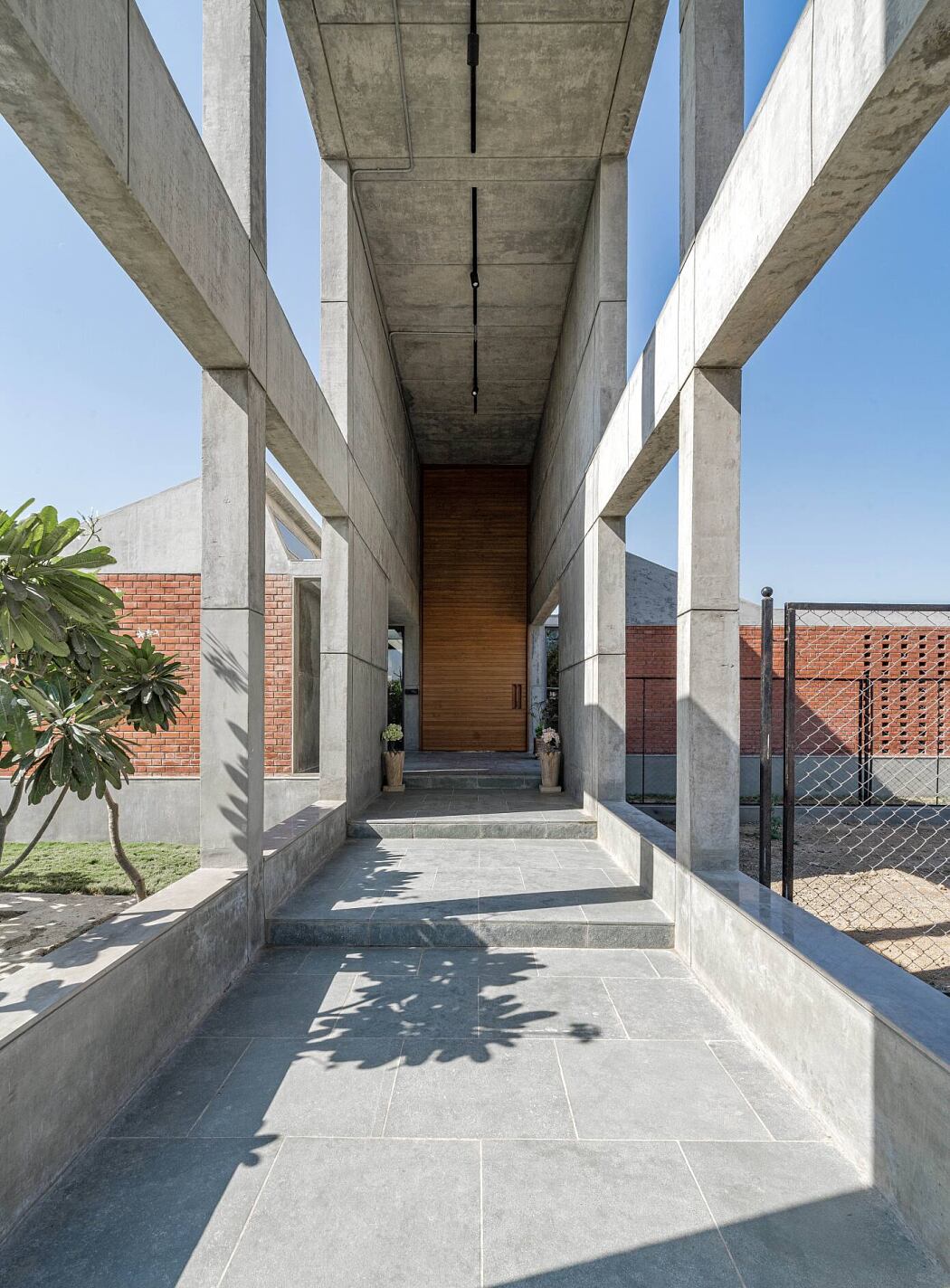 Two Bay House by Misa Architects - 6