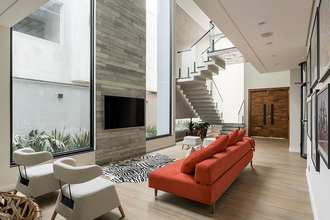 Two-Story House by PB Arquitetura - 2