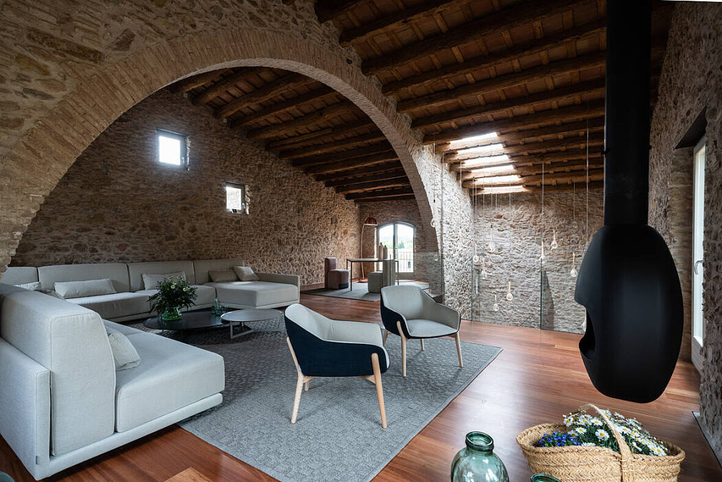 Country House in Girona by Glòria Duran Arquitecte - 4