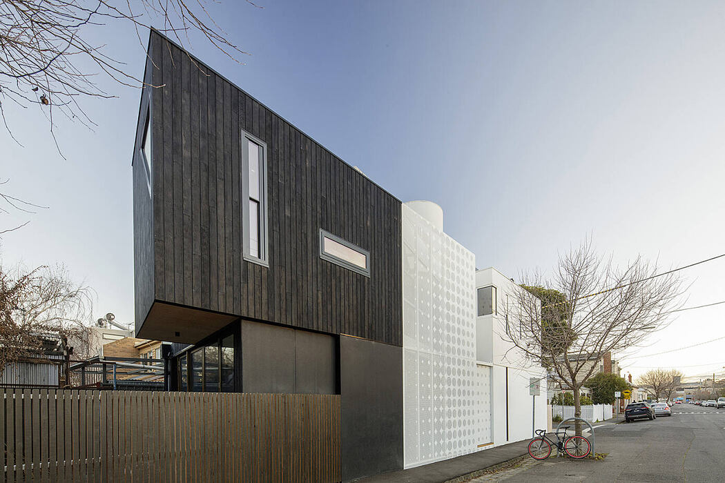 Judo House by Nervegna Reed Architecture - 11
