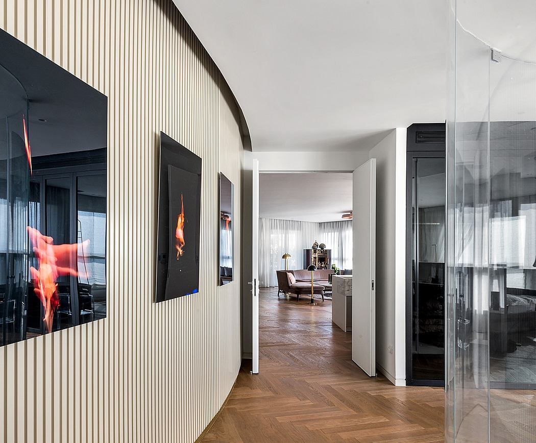 The Round Apartment by Tzvia Kazayoff - 9