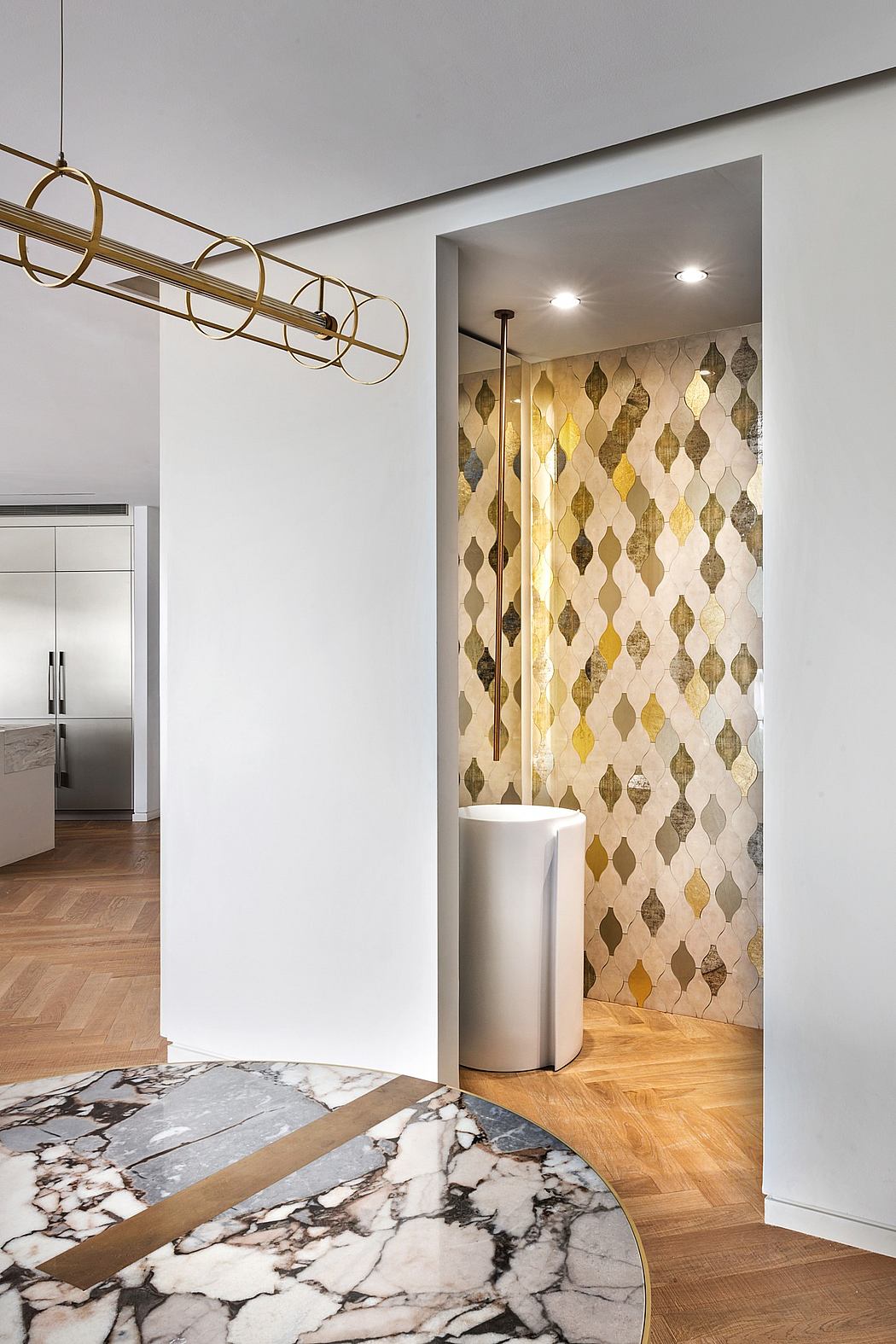 The Round Apartment by Tzvia Kazayoff - 15