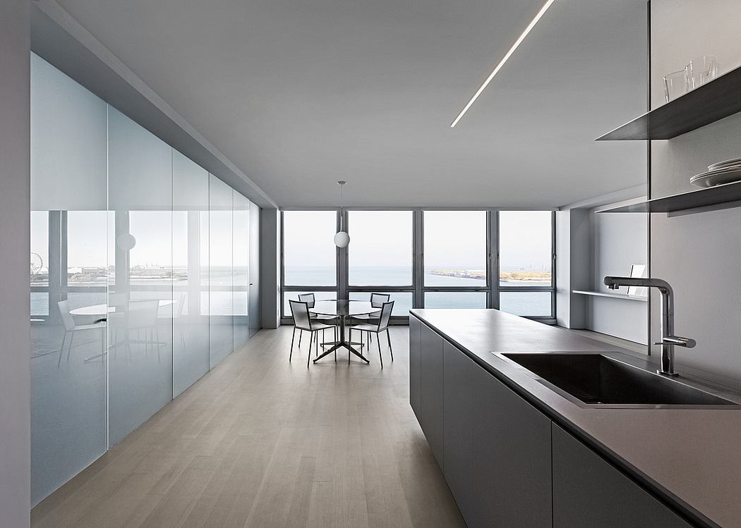 Unit 9C by Vladimir Radutny Architects - 4
