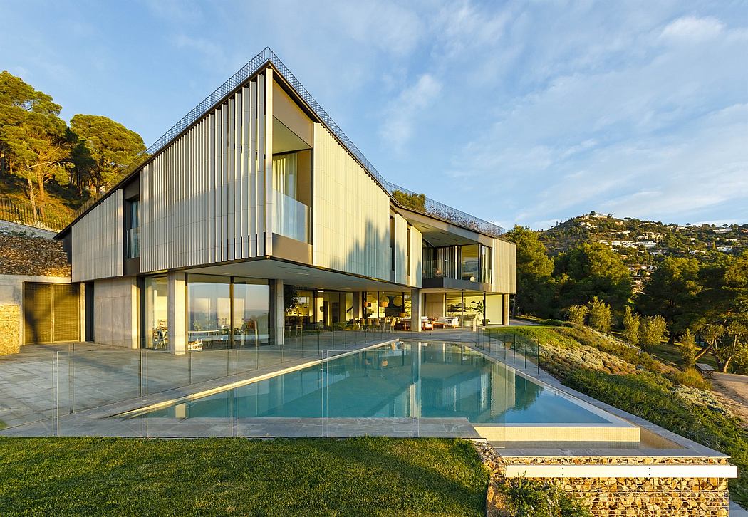 Happy House Begur by Sala Ferusic Architects - 17