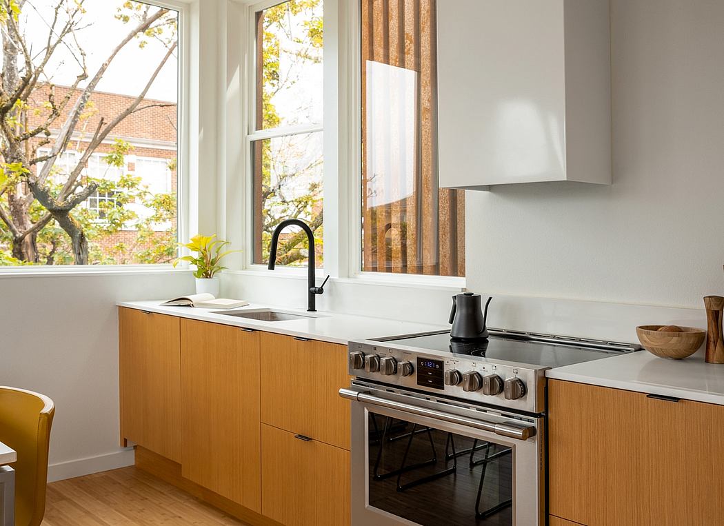 Oak & Alder Townhome by Hybrid - 9