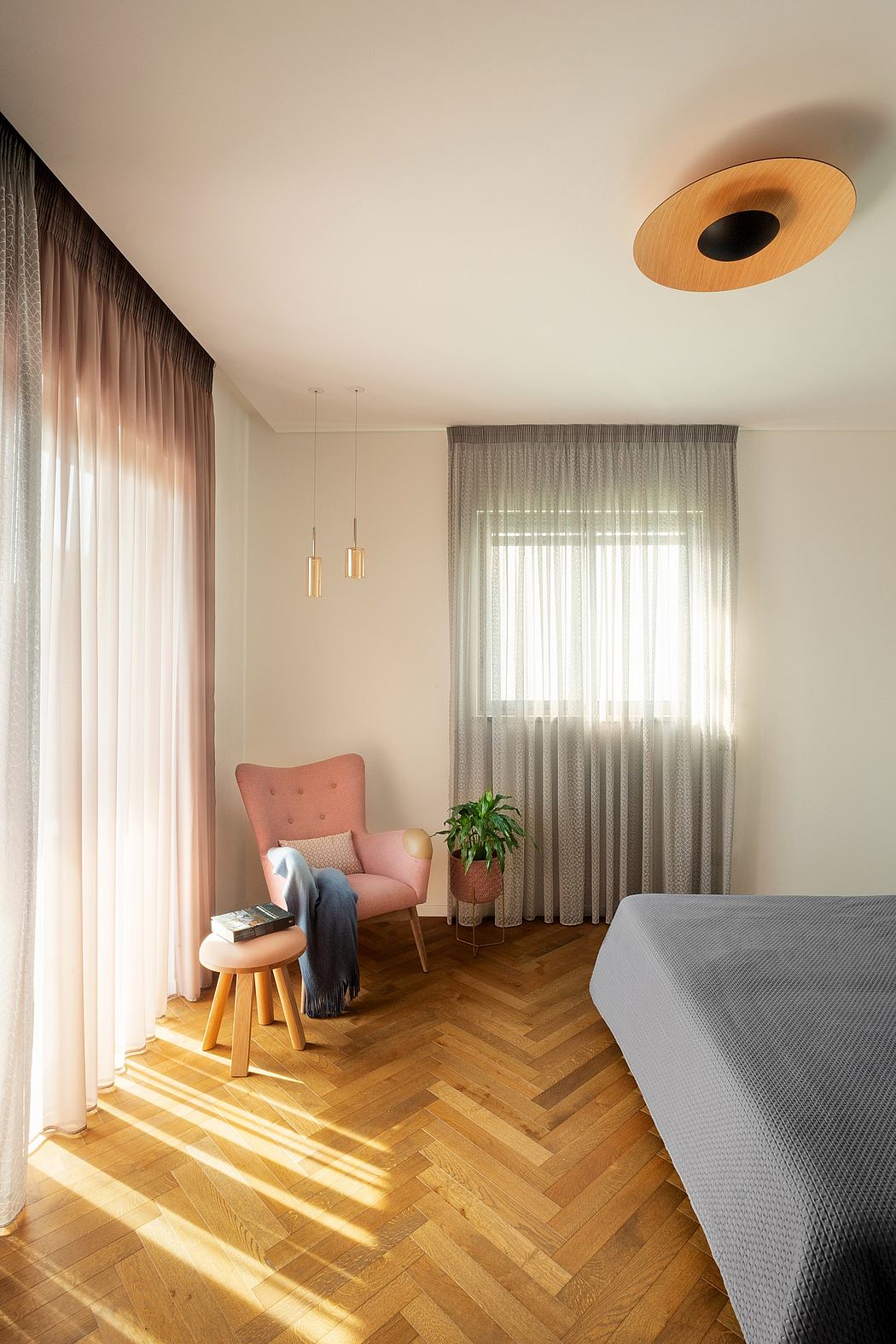 What a Chandelier by ReMa Architects - 11