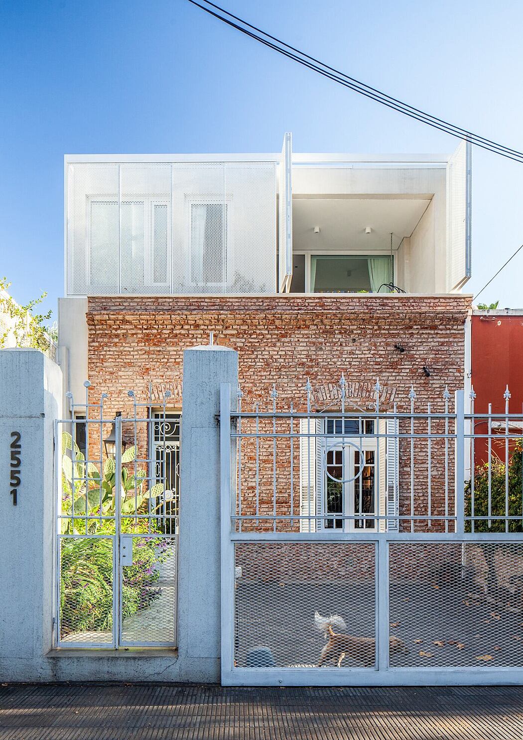 Casa Hormiga by Estudio PK - 1