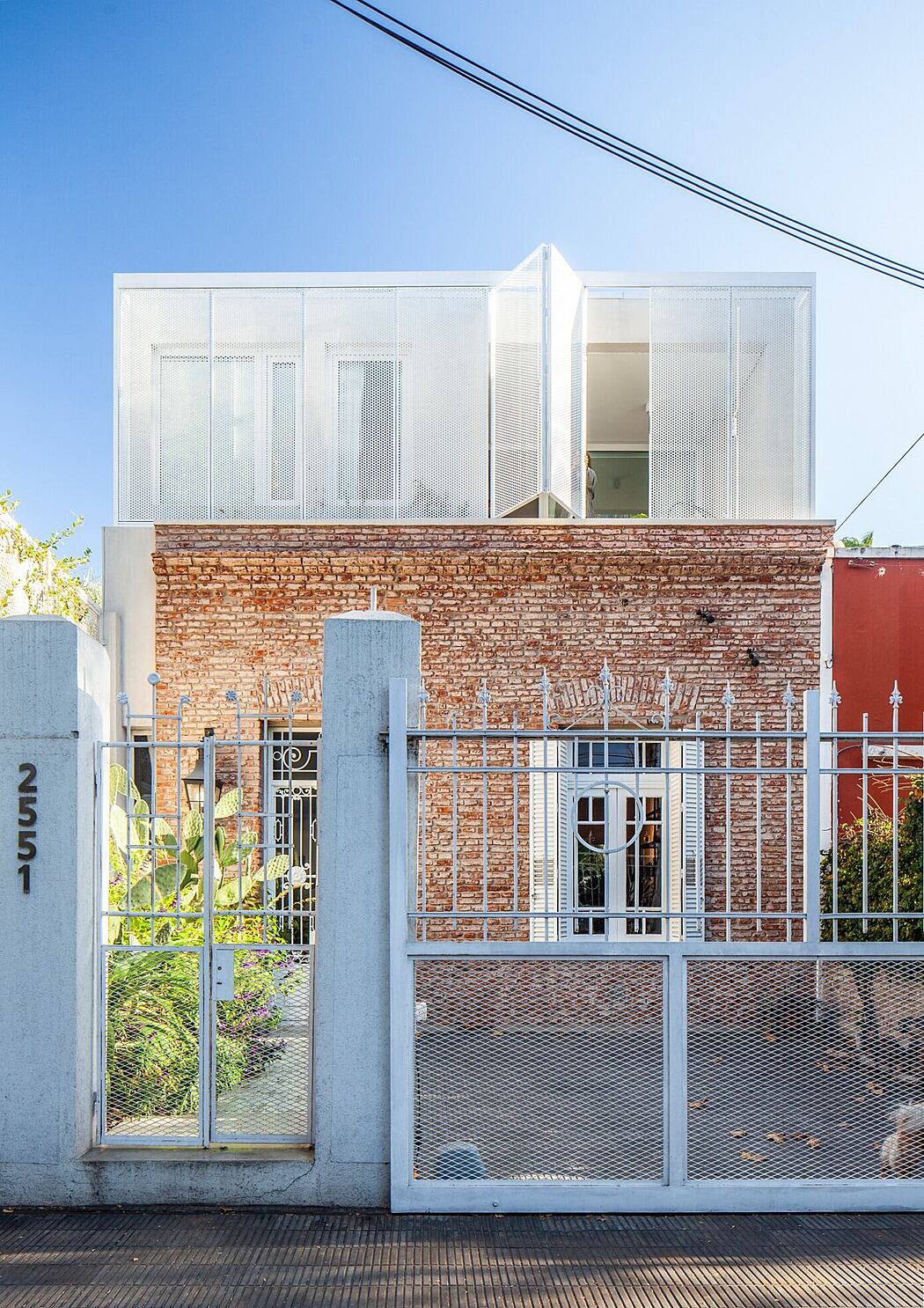 Casa Hormiga by Estudio PK - 10