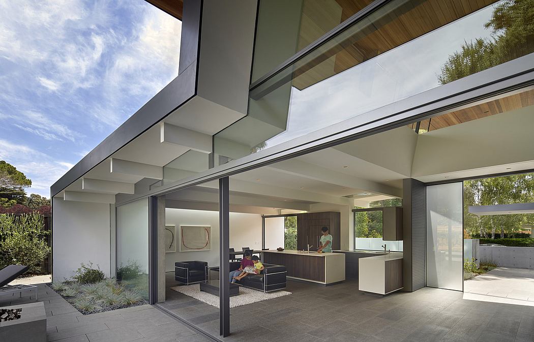 Edgewood House by Terry & Terry Architecture - 2