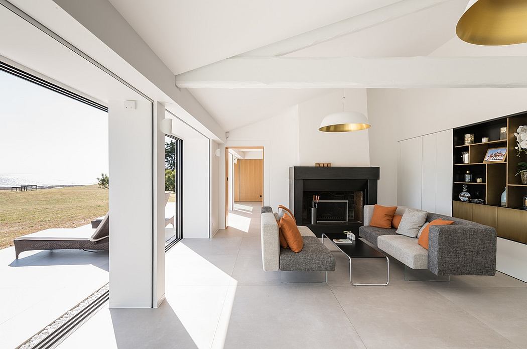 A House with a View by Martins Afonso Atelier de Design - 4