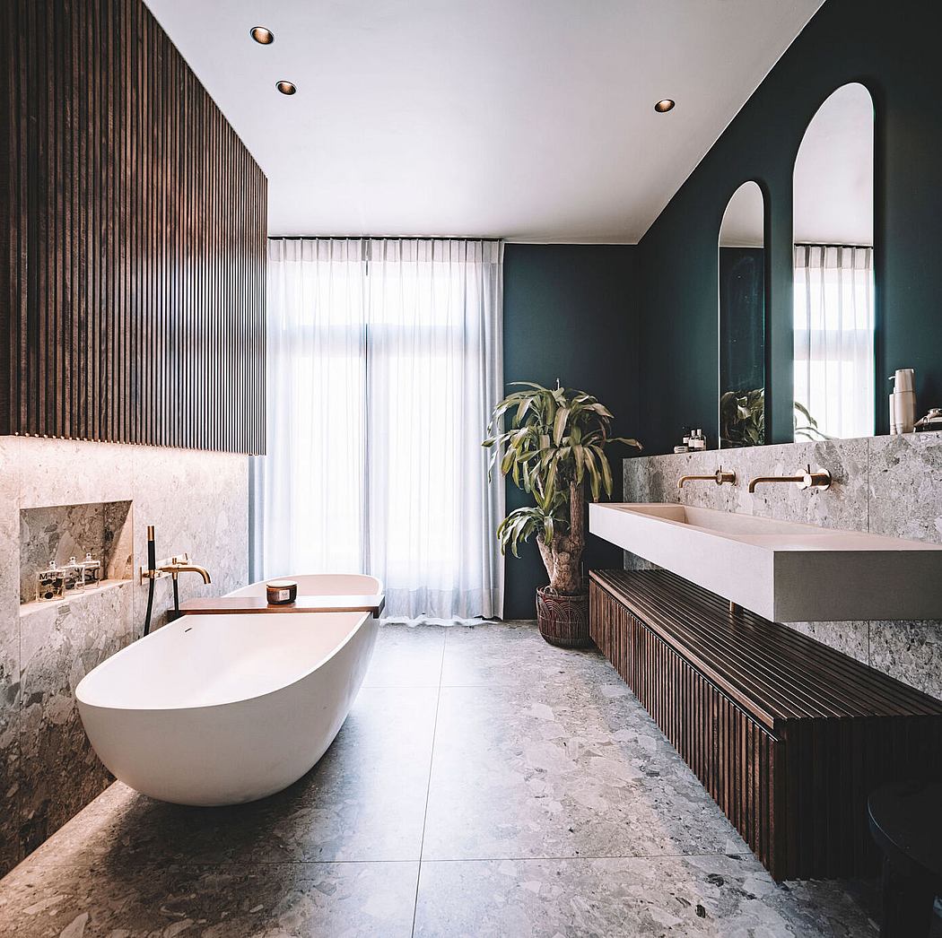 Spacious Town Villa by Jeroen de Nijs - 9