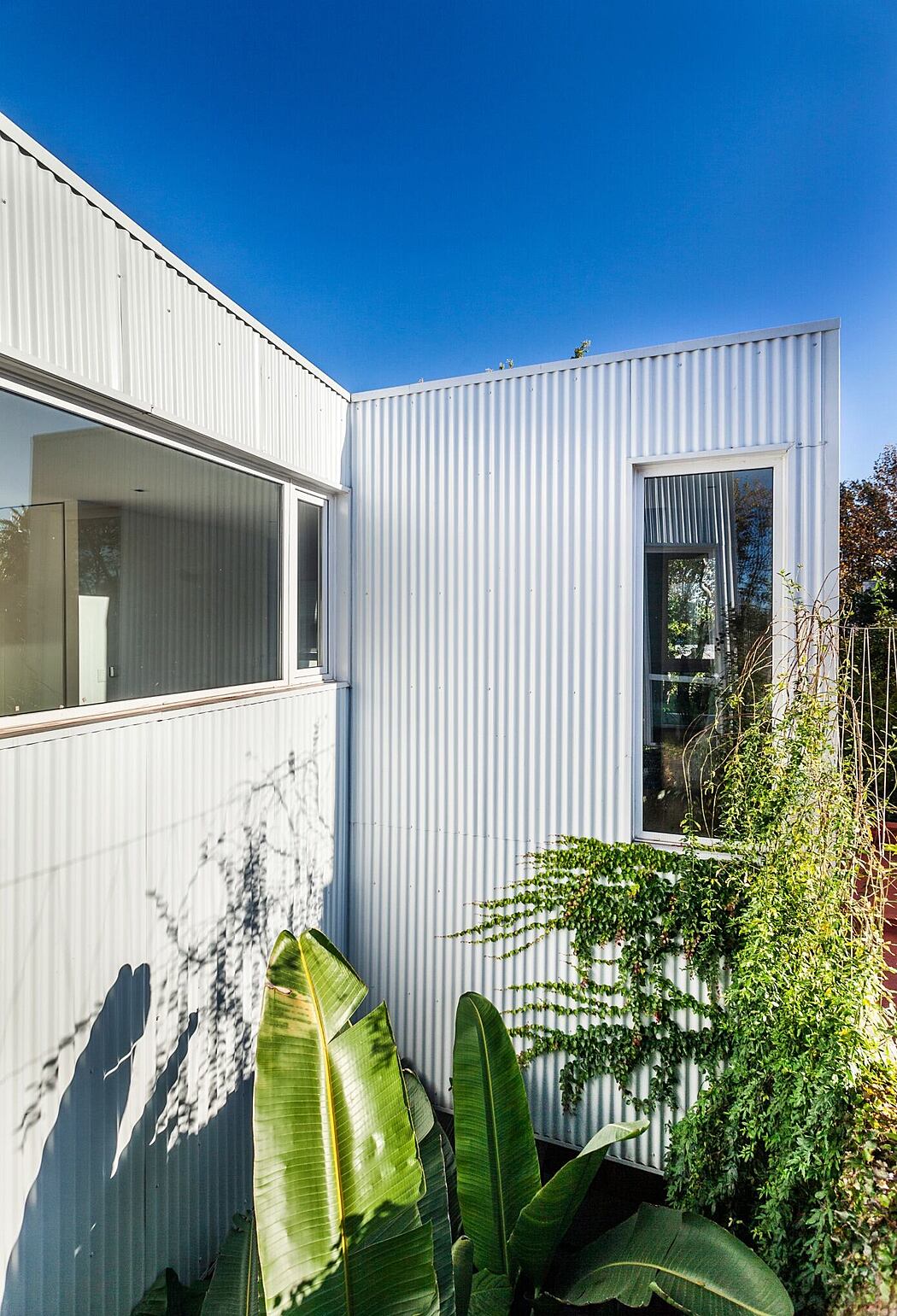 Casa Hormiga by Estudio PK - 8