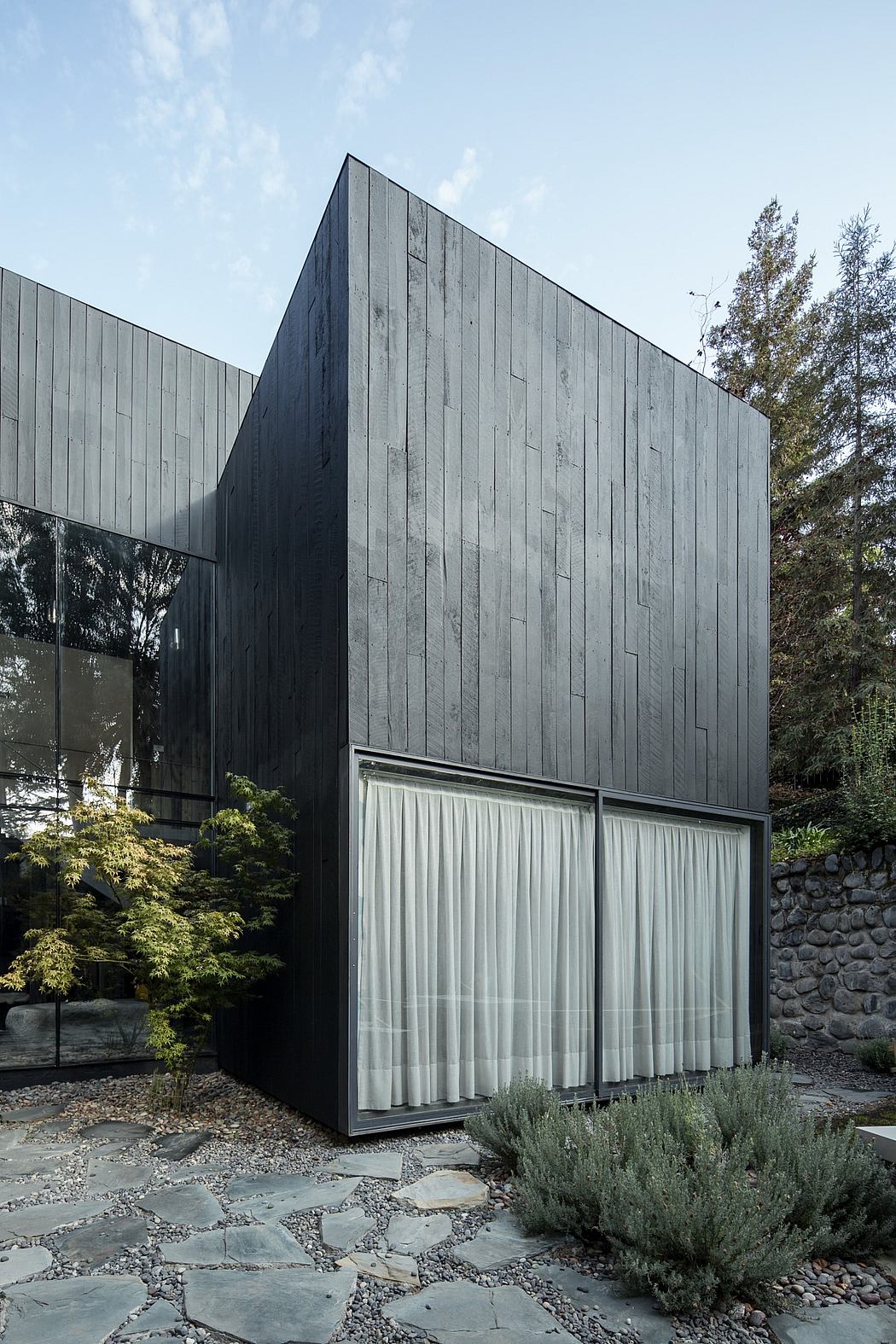 Zupe House by Iván Bravo Arquitectos - 11