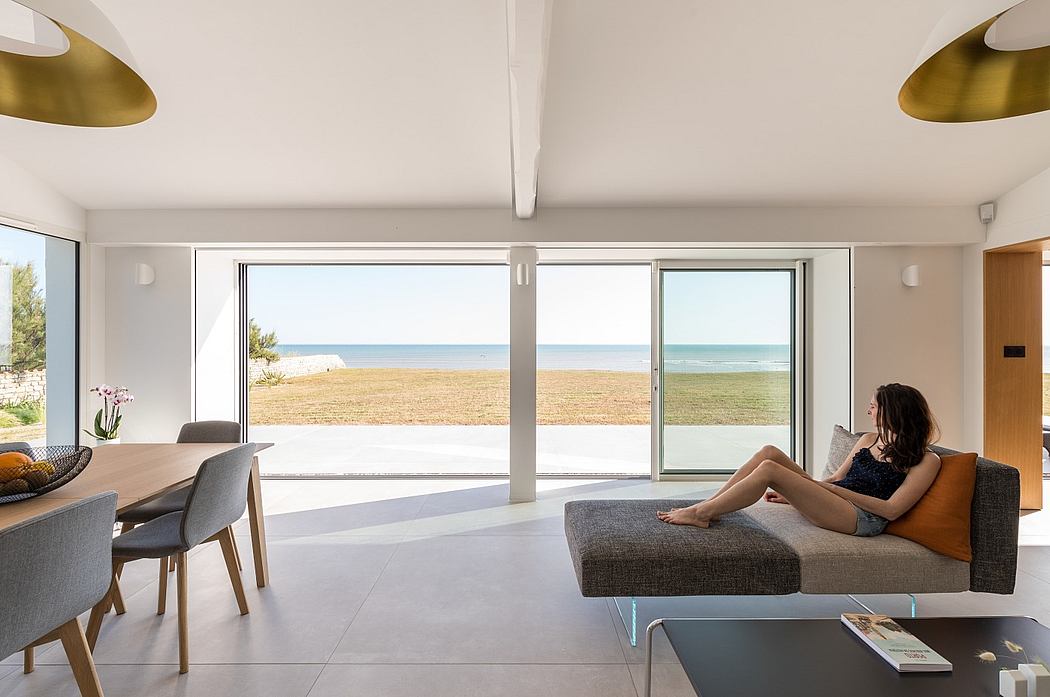 A House with a View by Martins Afonso Atelier de Design - 7