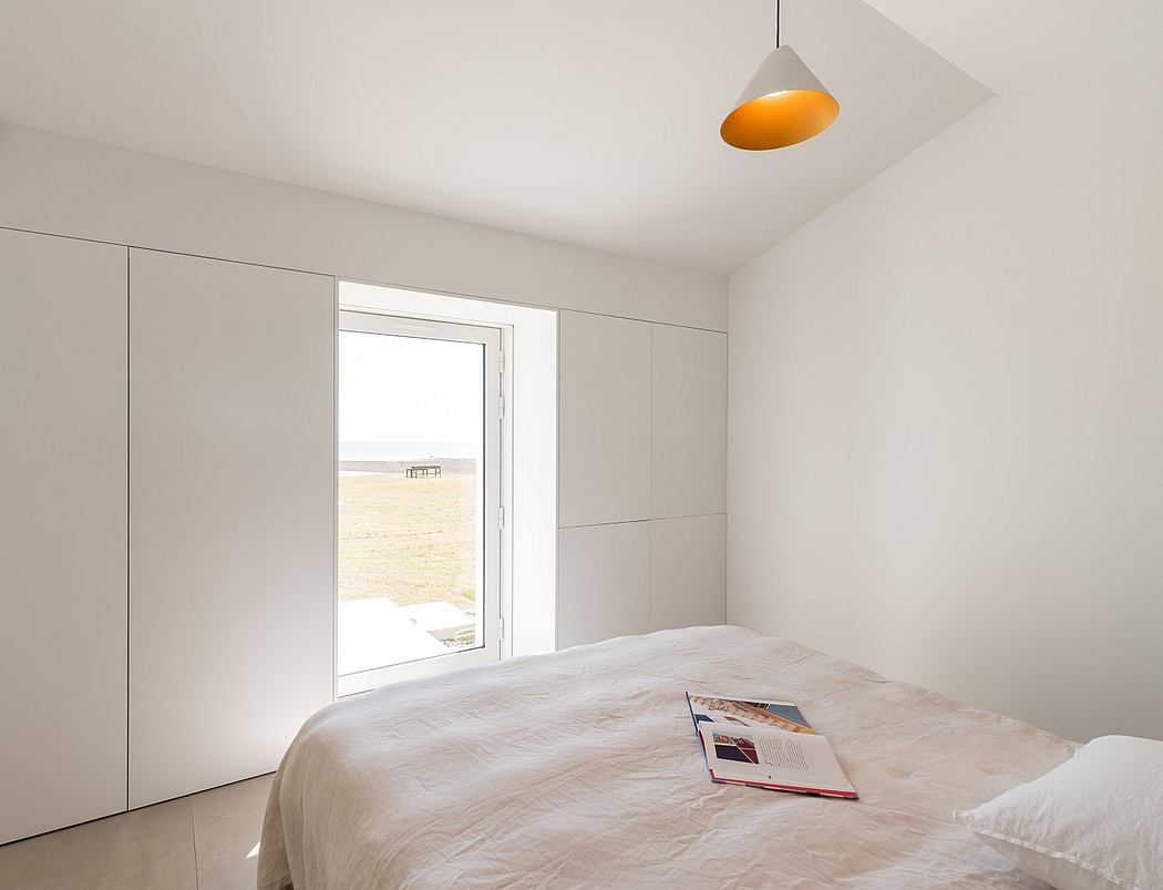 A House with a View by Martins Afonso Atelier de Design - 12