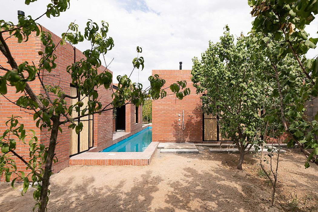Mid-Ridge Villa by EZ Studio - 11