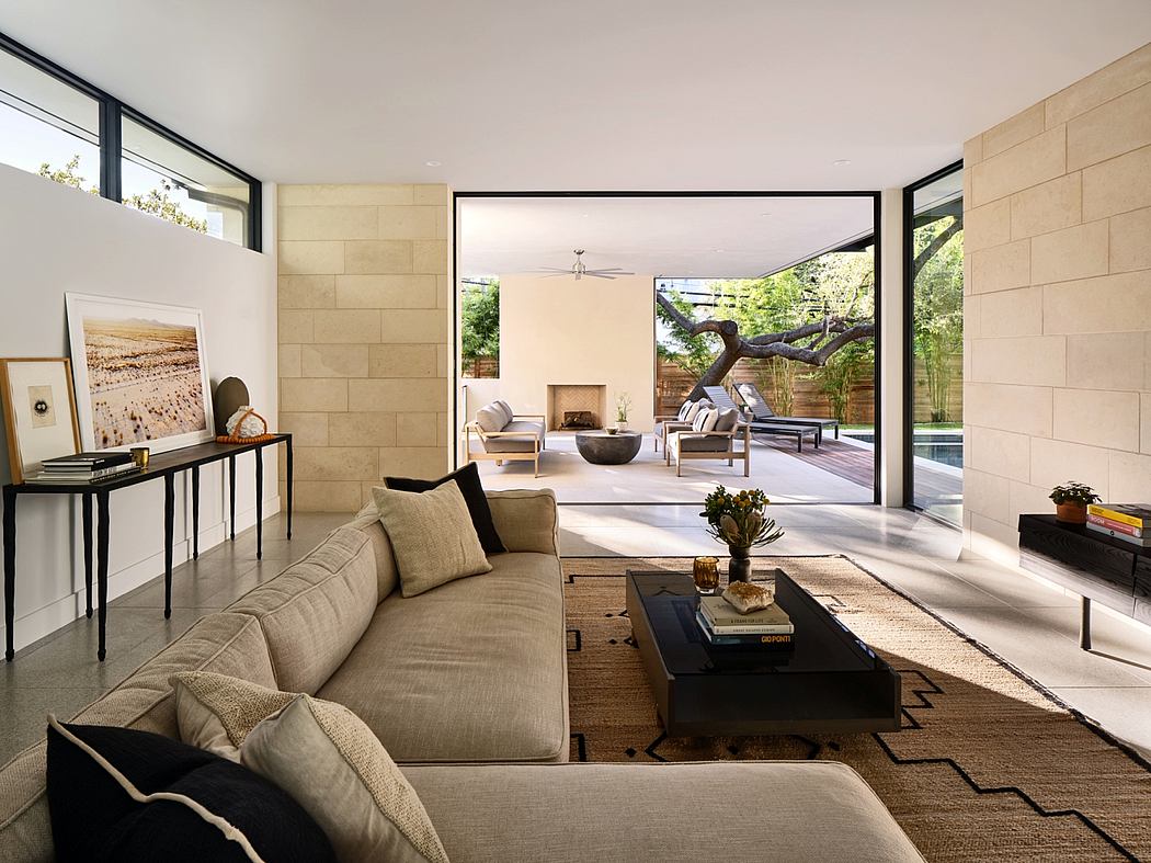 Hartford Residence by Clayton Korte - 11