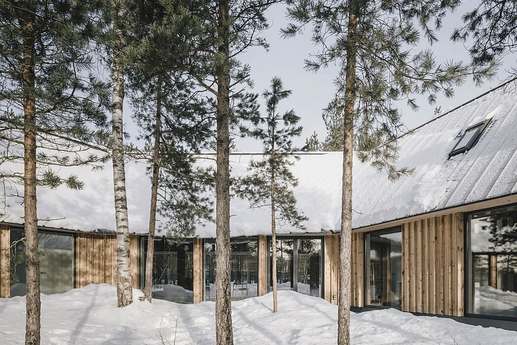 Bracket House by AB Chvoya - 2