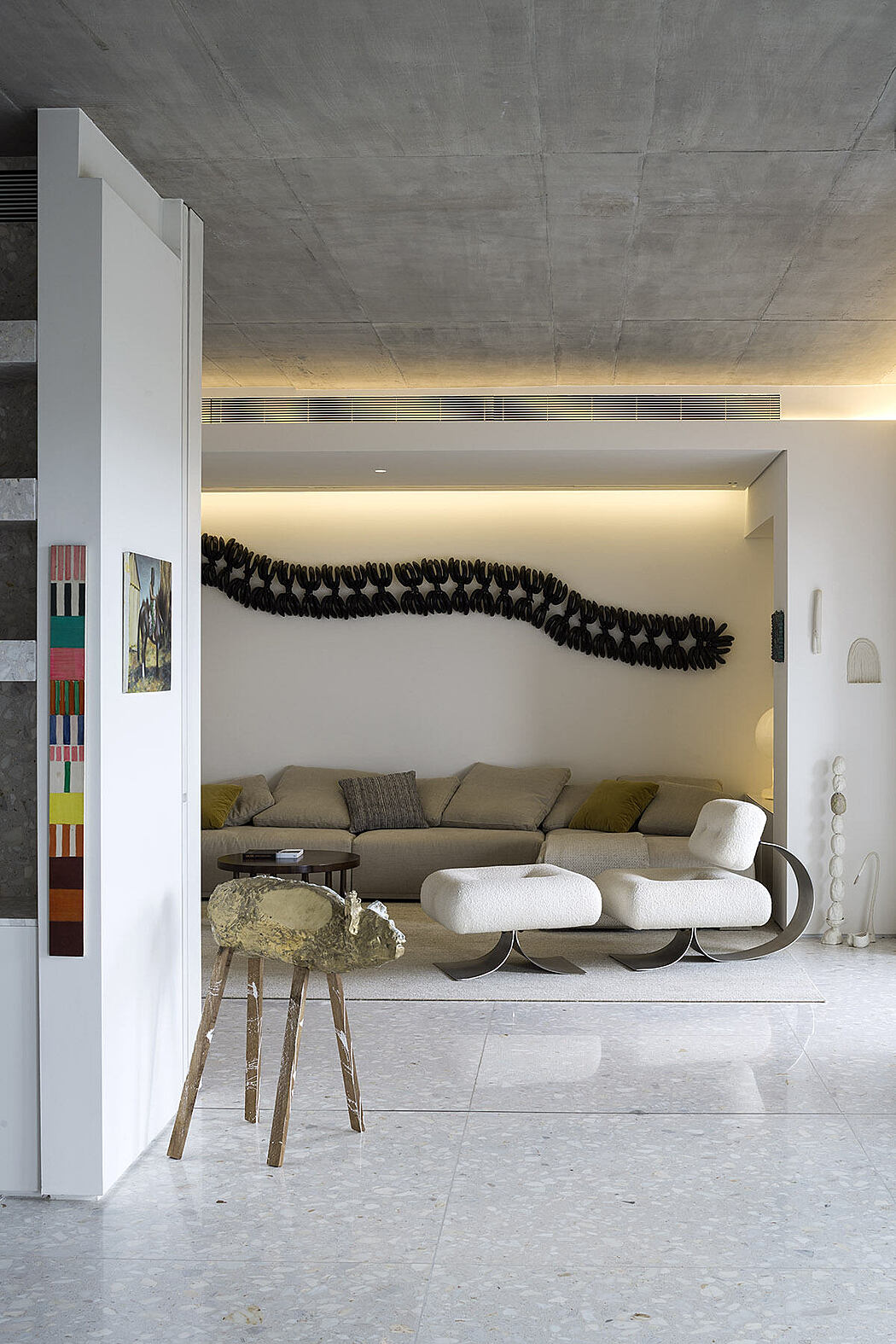 HG Apartment by Studio Arthur Casas - 9