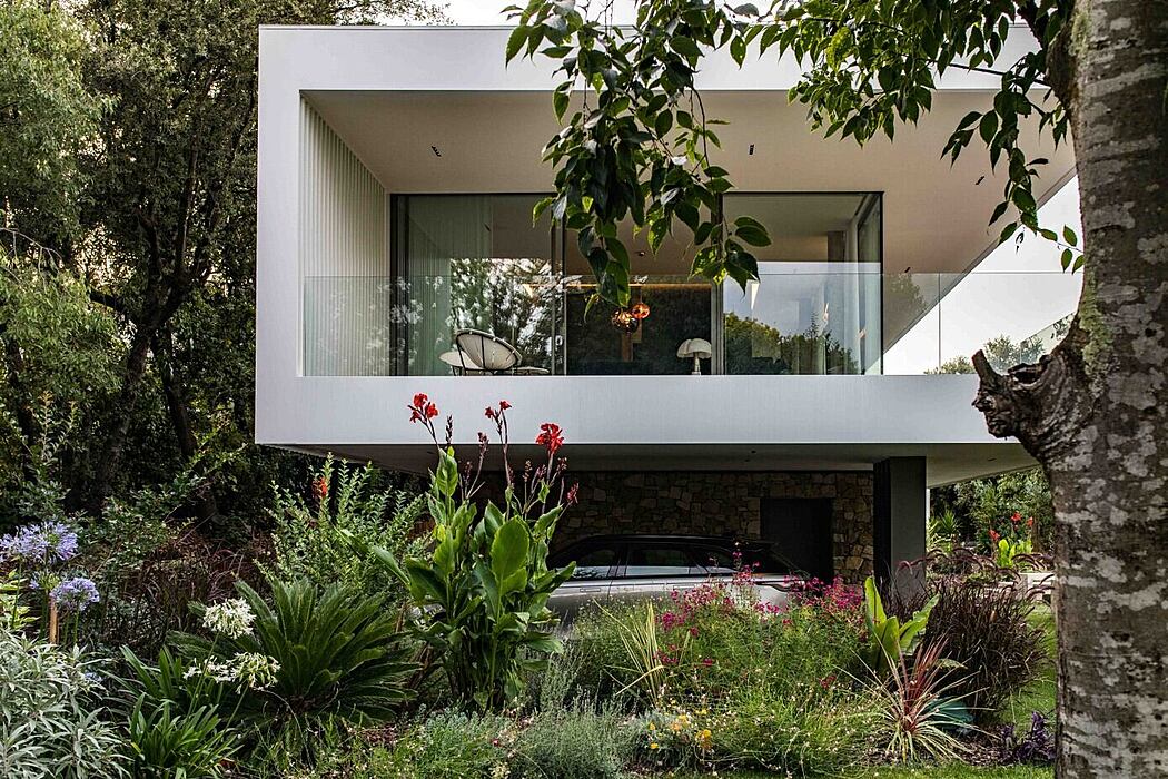 CML’s House by Brengues Le Pavec - 9