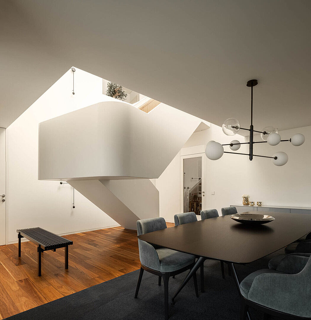 PS House by Inception - 6