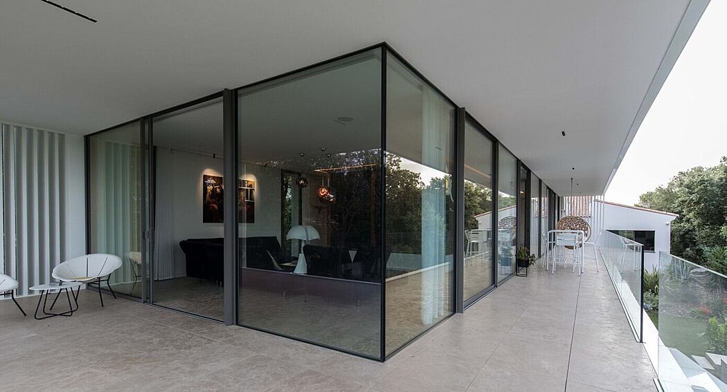 CML’s House by Brengues Le Pavec - 7