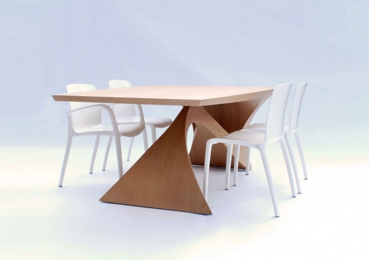 Daan Mulder’s Form Follows Function Table - 1